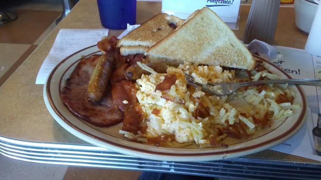 George Webb Restaurant | restaurant | 2935 N Oakland Ave, Milwaukee, WI 53211, USA | 4143326044 OR +1 414-332-6044