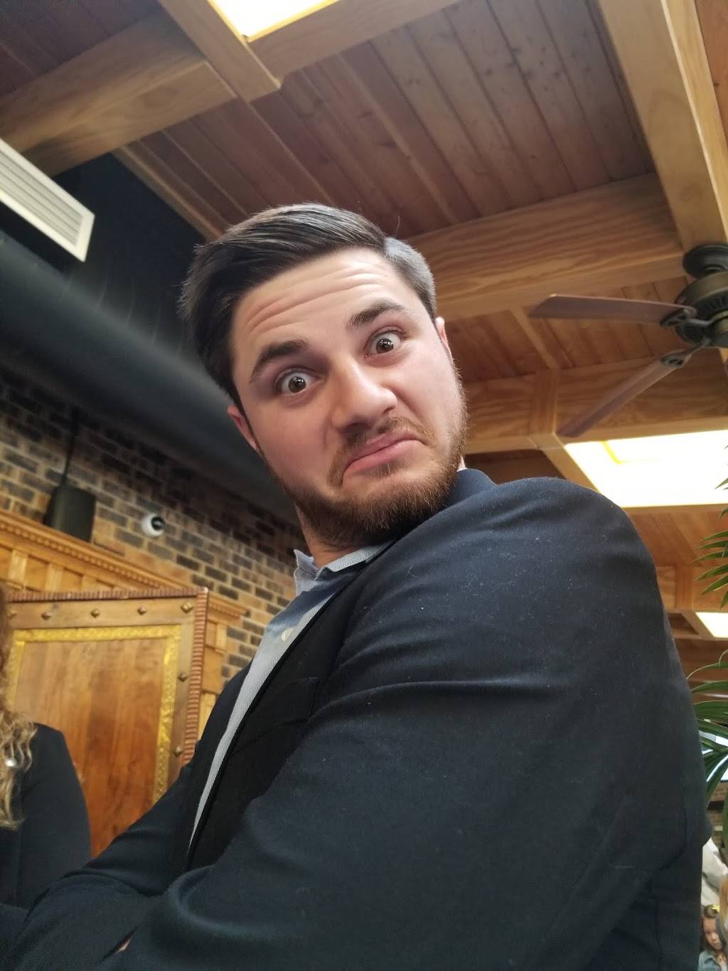 La Villa Restaurant | restaurant | 3638 N Pulaski Rd, Chicago, IL 60641, USA | 7732837980 OR +1 773-283-7980