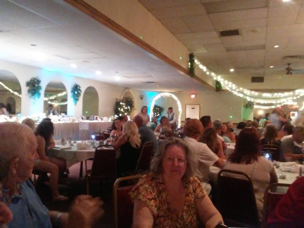 Sorrento Restaurant & Banquet Hall | restaurant | 2488 Parkman Rd NW, Warren, OH 44485, USA | 3303934076 OR +1 330-393-4076