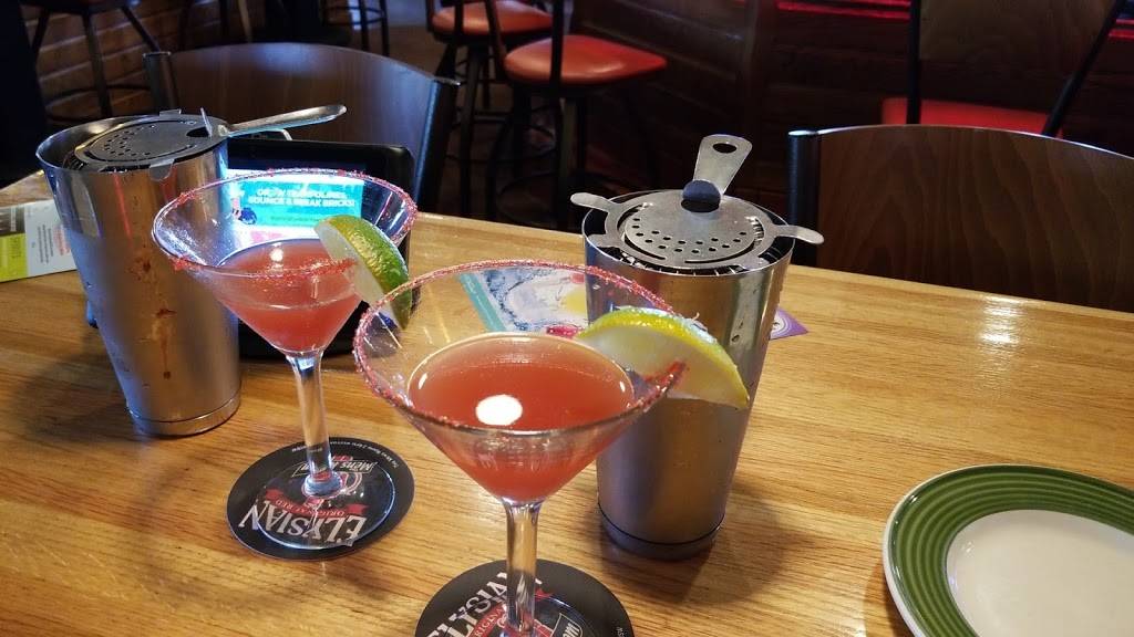 Applebees Grill + Bar | restaurant | 4626 196th St SW, Lynnwood, WA 98036, USA | 4256722626 OR +1 425-672-2626