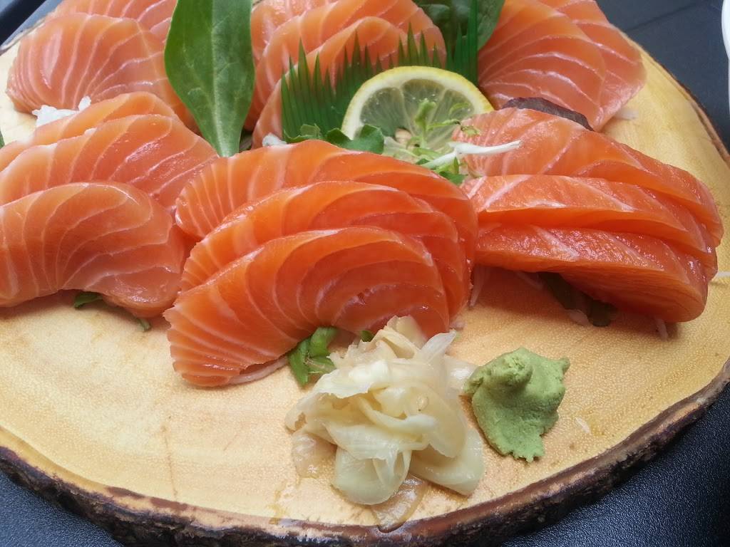 Koja sushi Restaurant | restaurant | 120 Atlantic Ave, Toronto, ON M6K 1X9, Canada | 6473437655 OR +1 647-343-7655