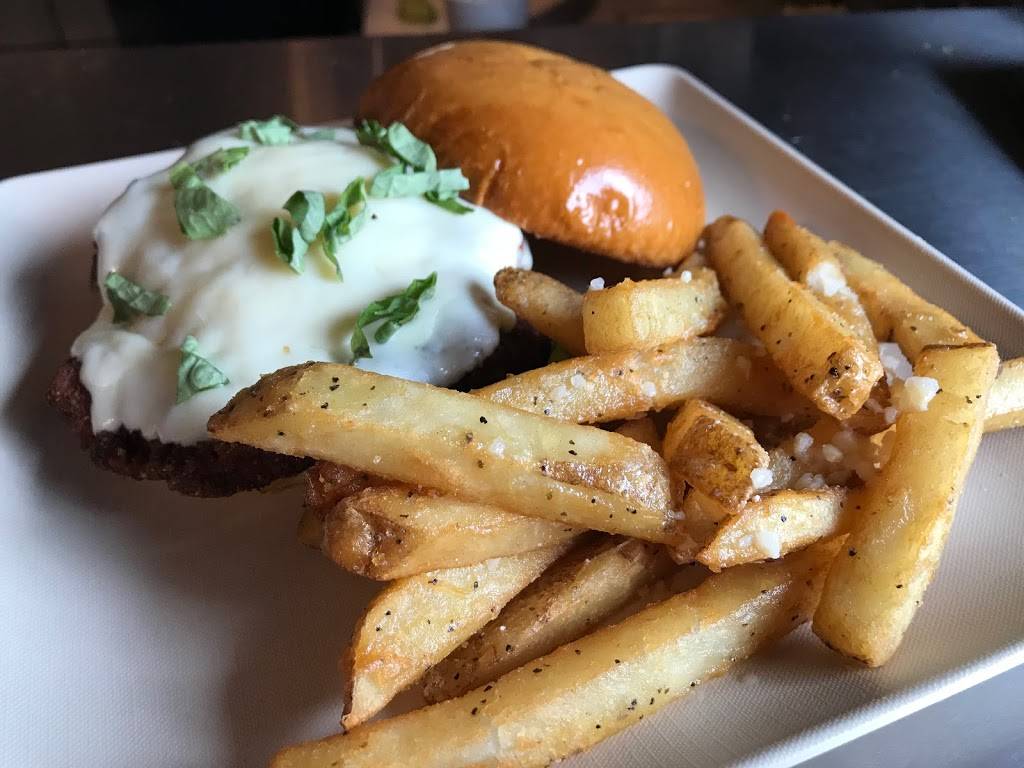 Valley Bistro | restaurant | 4520 Valley Rd, Enola, PA 17025, USA | 7176957673 OR +1 717-695-7673