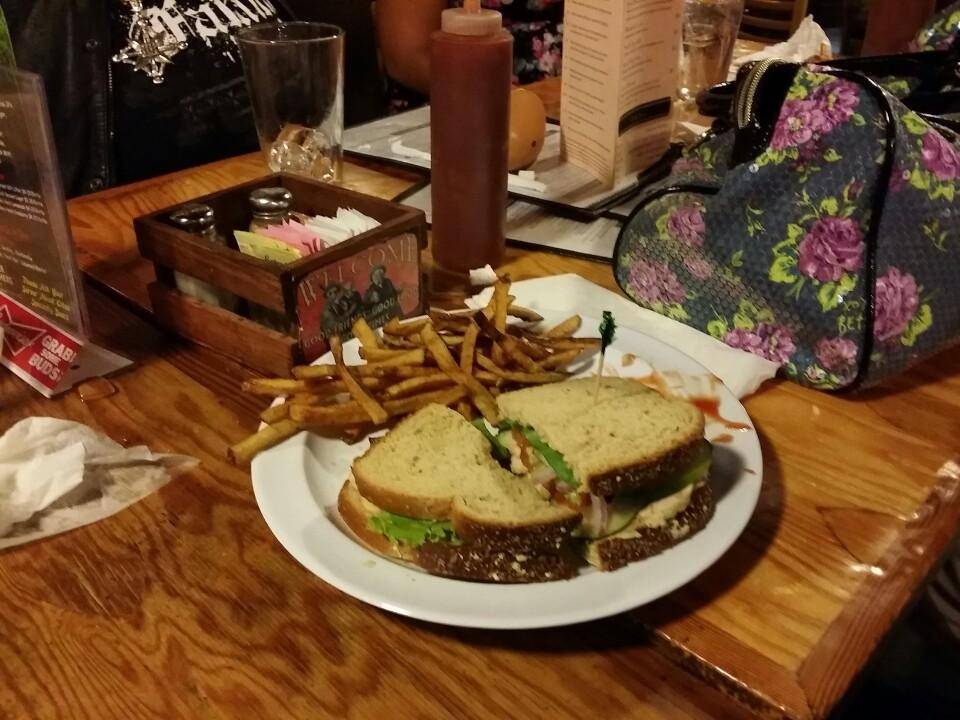 Sams Seaside Cafe | restaurant | 104 Broadway St, Seaside, OR 97138, USA | 5037171725 OR +1 503-717-1725