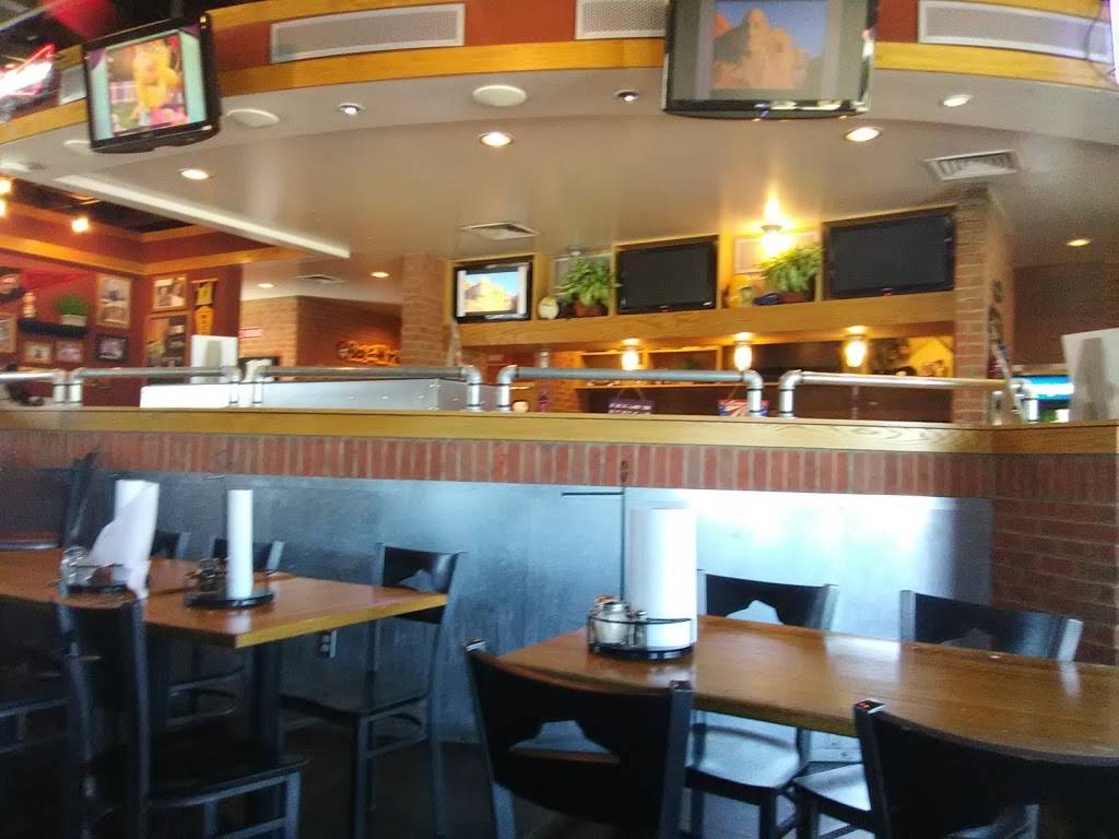 Pizza Hut | meal takeaway | 305 Marion Rd, Princeton, KY 42445, USA | 2703657382 OR +1 270-365-7382