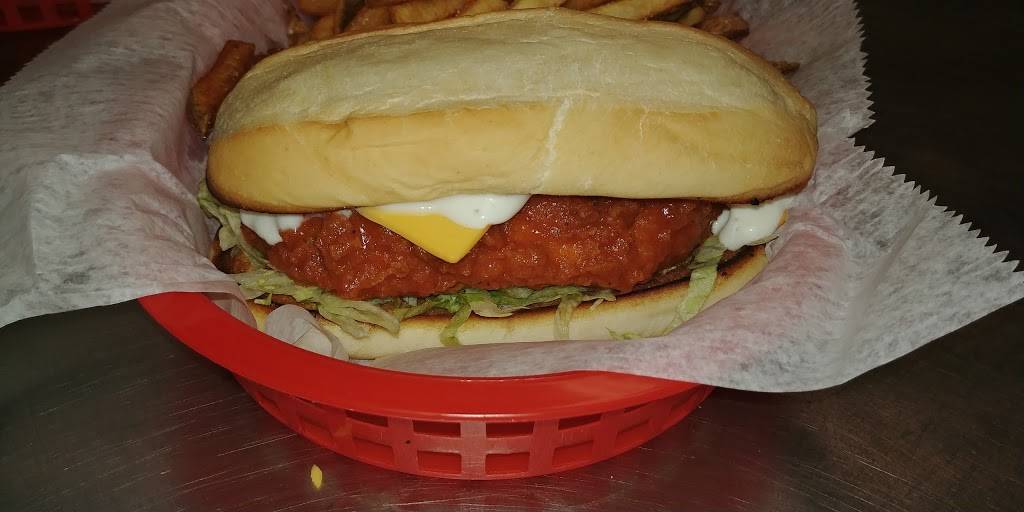 Chicks Wings | restaurant | 946 Red House Rd, Richmond, KY 40475, USA | 8593535312 OR +1 859-353-5312