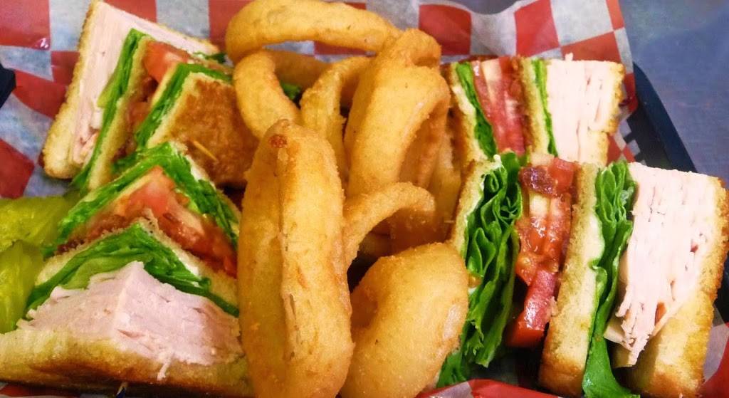 Joes Diner | restaurant | 9331 Tamiami Trail N #14, Naples, FL 34108, USA | 2392547929 OR +1 239-254-7929