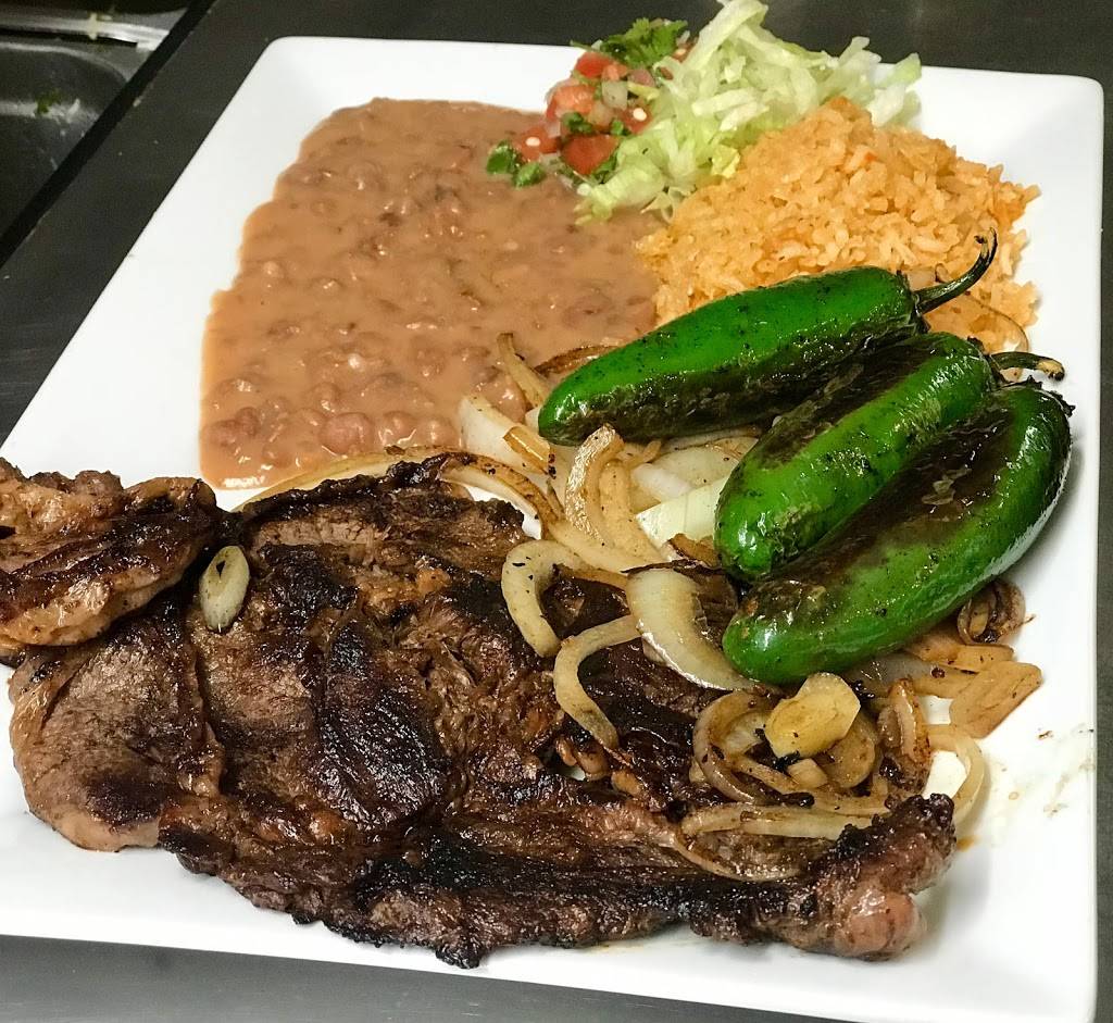 3 de mayo Mexican restaurant | restaurant | 3710 IL-111, Granite City, IL 62040, USA | 6188235138 OR +1 618-823-5138