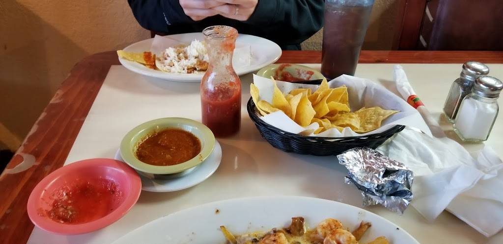 Agaves Mexican Grill | restaurant | 1935 Main St, Ferdinand, IN 47532, USA | 8129982033 OR +1 812-998-2033