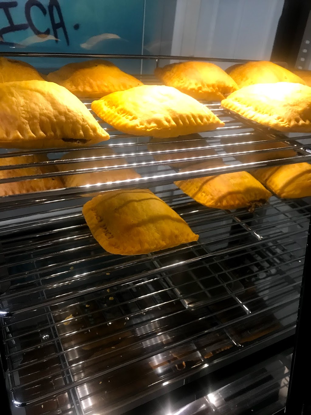 Gud Vybz Jamaican Grill | restaurant | 4352 Avalon Blvd, Milton, FL 32583, USA | 8506869156 OR +1 850-686-9156