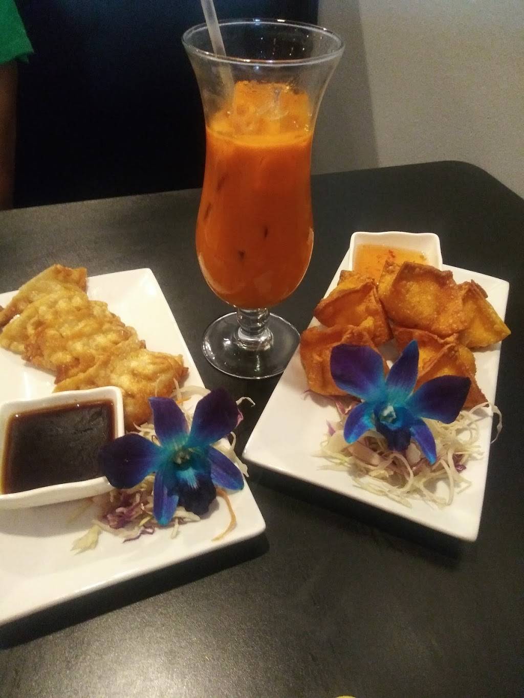 Blue Moon Thai Cuisine & Bar | restaurant | 183 Pleasant St, Attleboro, MA 02703, USA | 5082221000 OR +1 508-222-1000