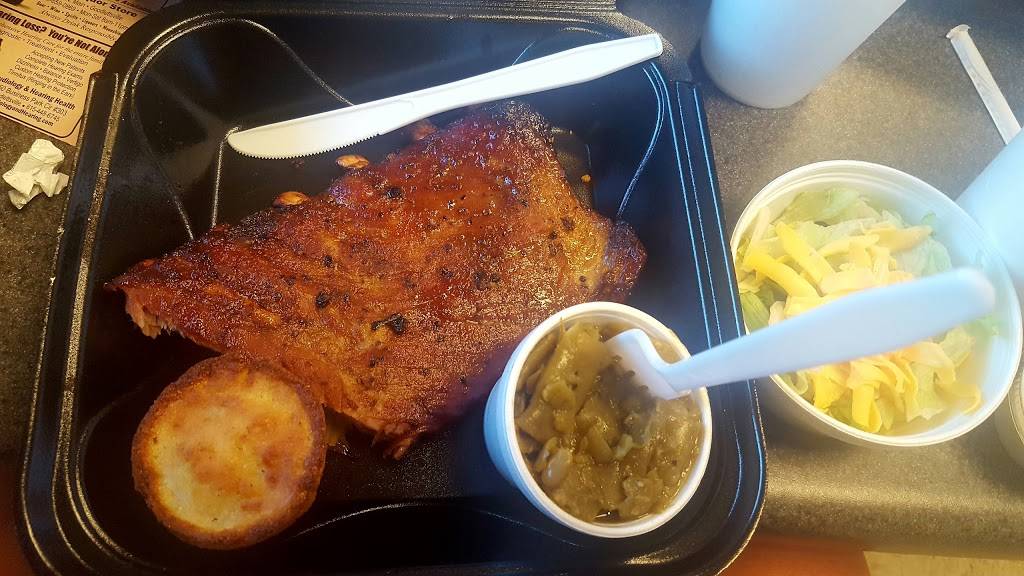 Bucks Barbeque | restaurant | 327 Cartwright St, Goodlettsville, TN 37072, USA | 6158556565 OR +1 615-855-6565