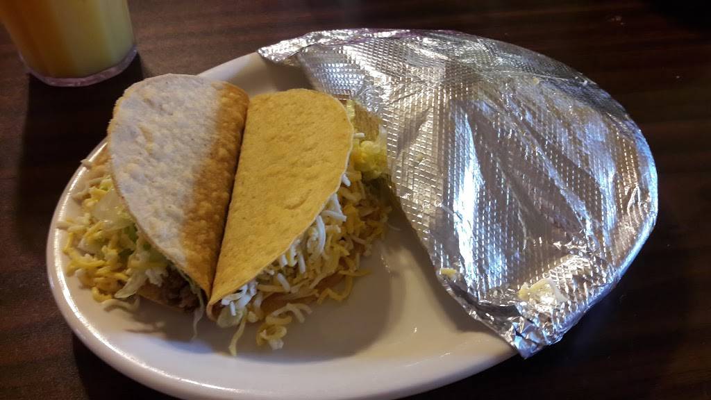 Compadres Mexican Restaurant | restaurant | 1410 Hubbard Rd, Madison, OH 44057, USA | 4409834755 OR +1 440-983-4755