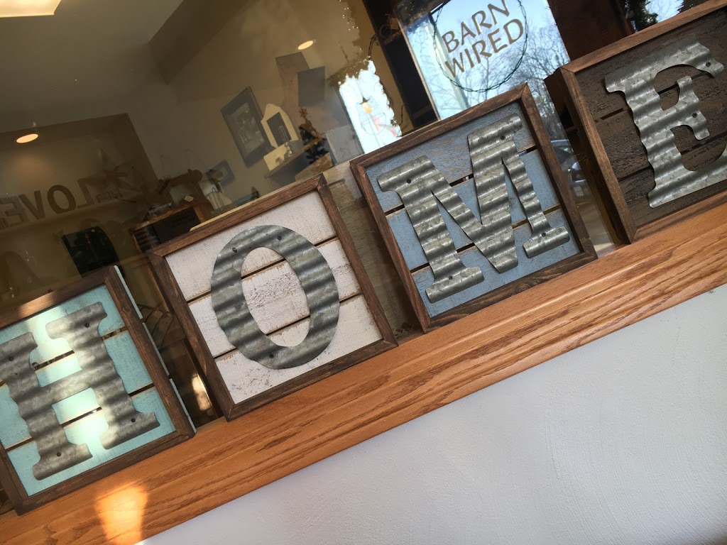 Barn Wired | cafe | 119 E Marion St, Sigourney, IA 52591, USA | 6416229912 OR +1 641-622-9912
