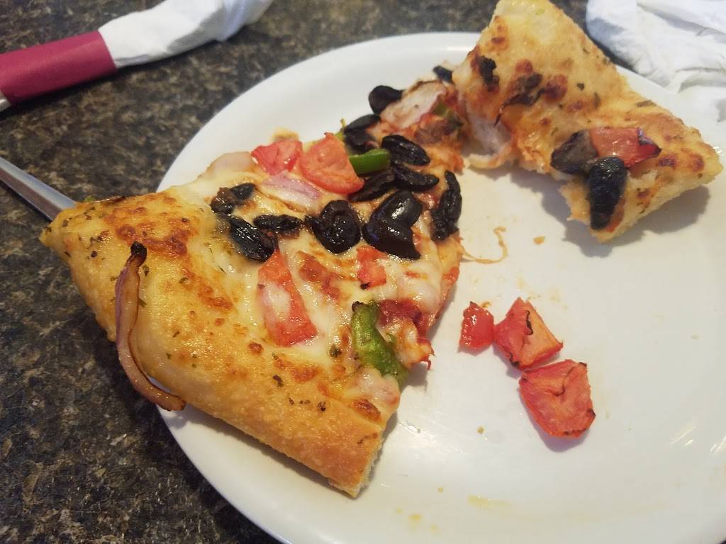 Pizza Hut | meal delivery | 2509 Okeechobee Blvd, West Palm Beach, FL 33409, USA | 5616873992 OR +1 561-687-3992