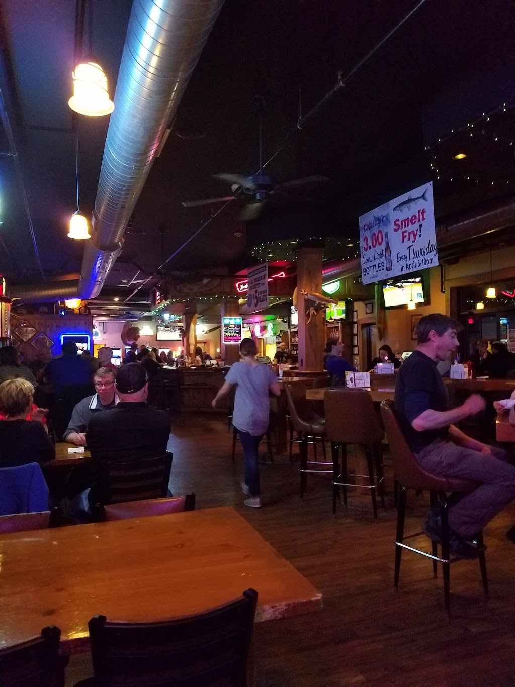 Schmidt’s Towne Tap | restaurant | 107 N Main St, Elburn, IL 60119, USA | 6303650100 OR +1 630-365-0100