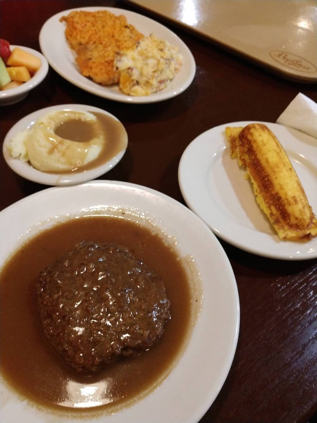 Piccadilly | restaurant | 2101 Fort Henry Dr, Kingsport, TN 37664, USA | 4232467001 OR +1 423-246-7001