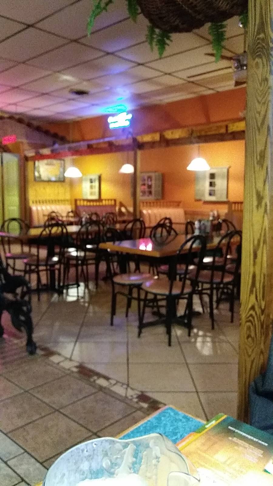 El Valle Mexican Restaurant | restaurant | 305 W John St, Matthews, NC 28105, USA | 7048451417 OR +1 704-845-1417