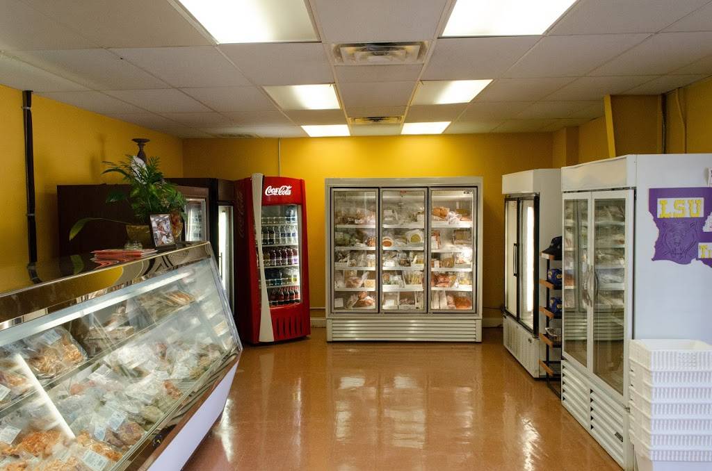 Chris Specialty Foods | restaurant | 3075 Millerville Rd #2830, Baton Rouge, LA 70816, USA | 2257551783 OR +1 225-755-1783