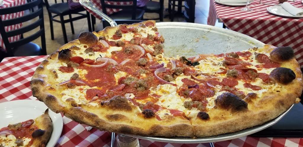 Grimaldis Pizzeria | restaurant | 118 Marion #110, Lexington, KY 40517, USA | 8595237503 OR +1 859-523-7503