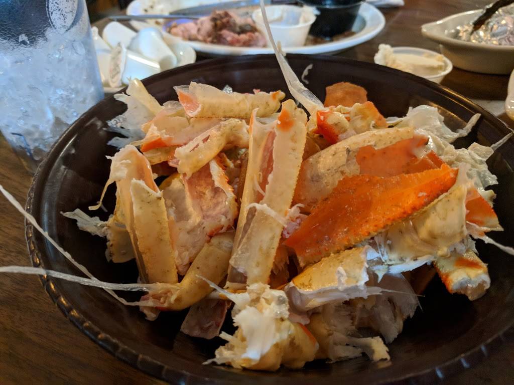 Timbers Steakhouse & Seafood | restaurant | 1212 W Maumee St, Angola, IN 46703, USA | 2606657487 OR +1 260-665-7487