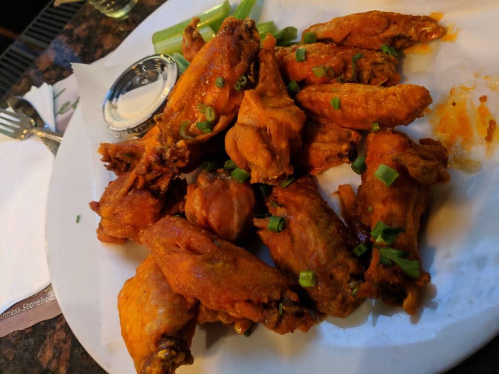 Mary Dowlings | restaurant | 528 Main St, Islip, NY 11751, USA | 6315811550 OR +1 631-581-1550