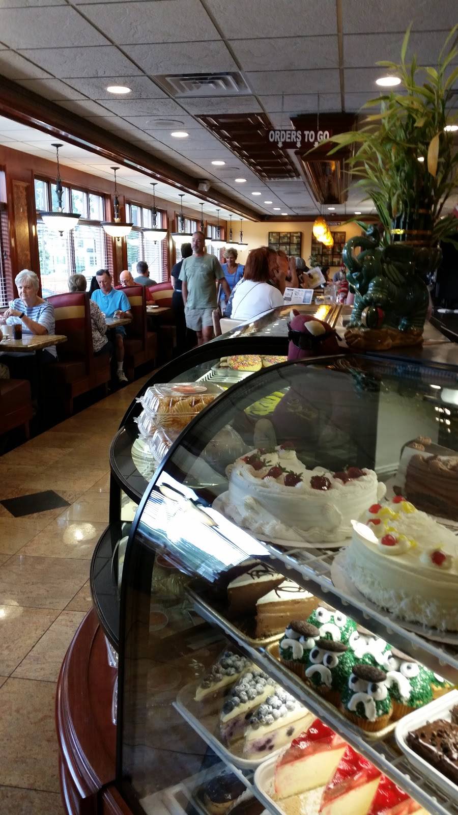 Legacy Diner | restaurant | 136 S White Horse Pike, Audubon, NJ 08106, USA | 8563101800 OR +1 856-310-1800