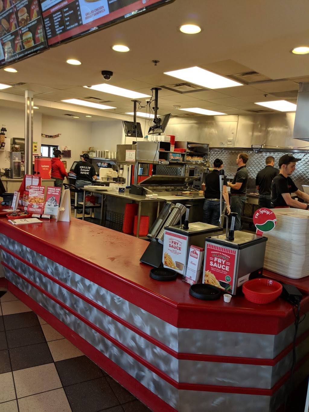 Freddys Frozen Custard & Steakburgers | restaurant | 2250 Main St, Longmont, CO 80501, USA | 3037764101 OR +1 303-776-4101