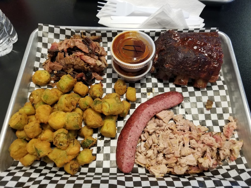 Hot Mess BBQ & Soul Food | restaurant | 1301 Eubank Blvd NE, Albuquerque, NM 87112, USA | 5052984012 OR +1 505-298-4012