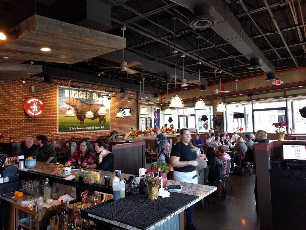 Burger Bach - Charlottesville | restaurant | 2050 Bond St, Charlottesville, VA 22901, USA | 4343282812 OR +1 434-328-2812