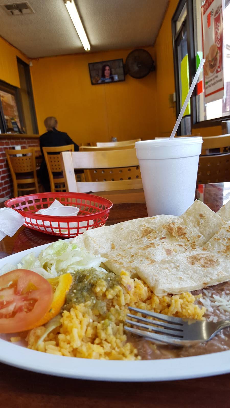 Tacos Y Mariscos Tony | restaurant | 2603 Tyler Ave, El Monte, CA 91733, USA | 6264444796 OR +1 626-444-4796