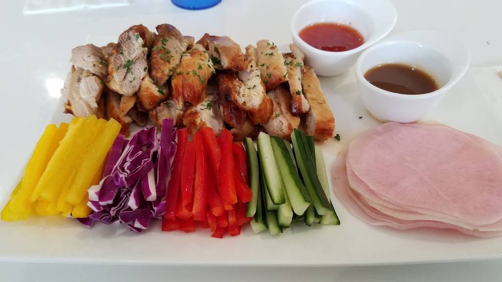 Vons Chicken | meal takeaway | 1082 E El Camino Real, Sunnyvale, CA 94087, USA | 4086772111 OR +1 408-677-2111