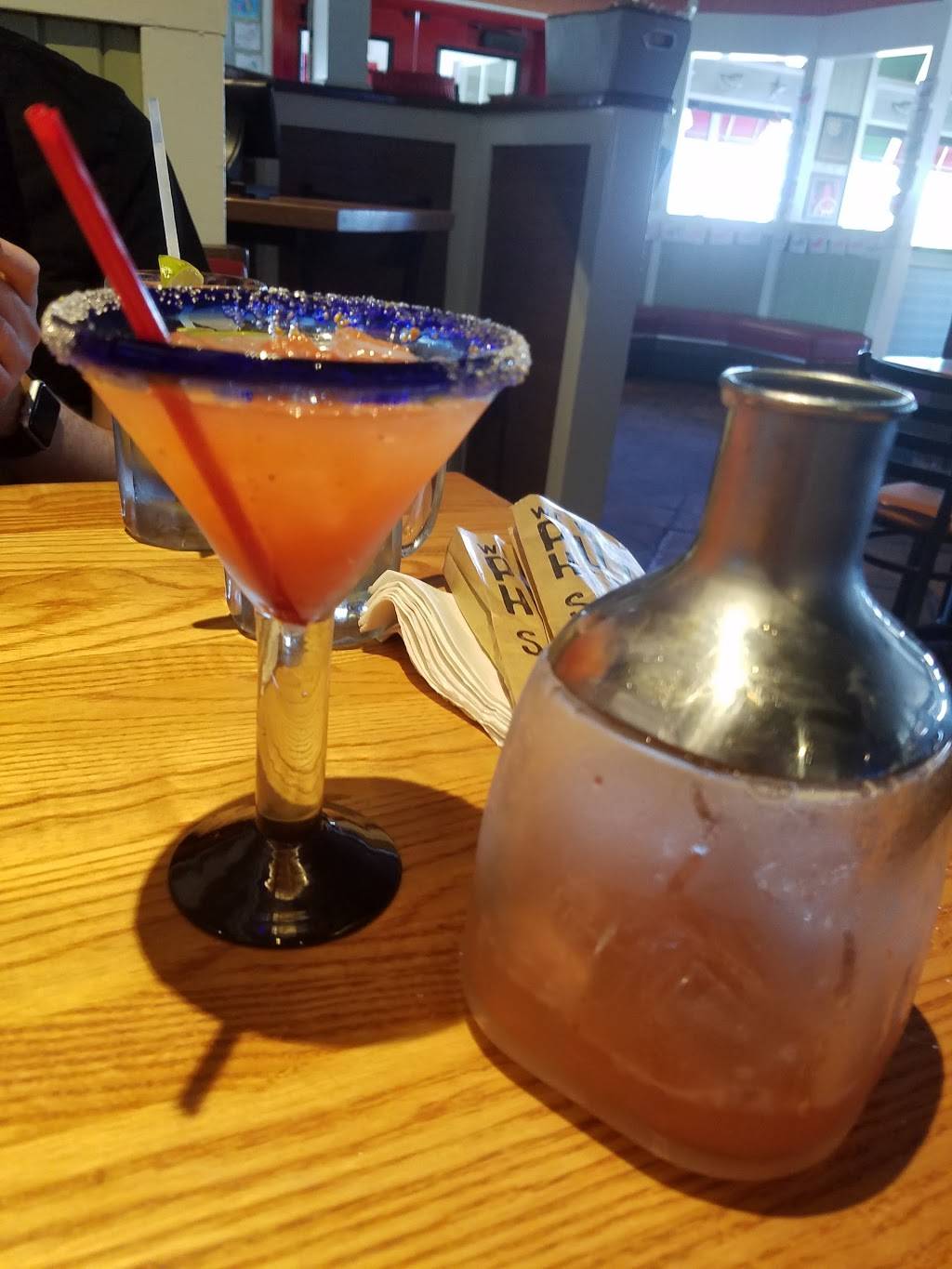 Chilis Grill & Bar | restaurant | 8450 W Cross Dr, Littleton, CO 80123, USA | 3039735863 OR +1 303-973-5863