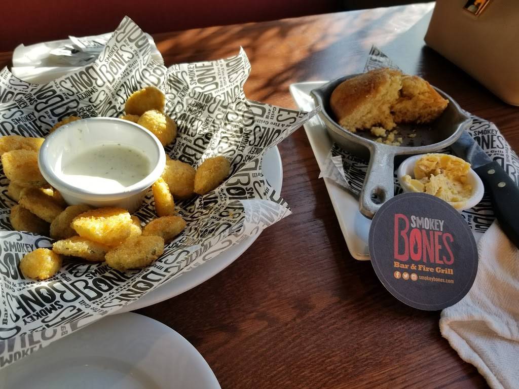 Smokey Bones Bar & Fire Grill | restaurant | 6500 N Federal Hwy, Fort Lauderdale, FL 33306, USA | 9544937779 OR +1 954-493-7779