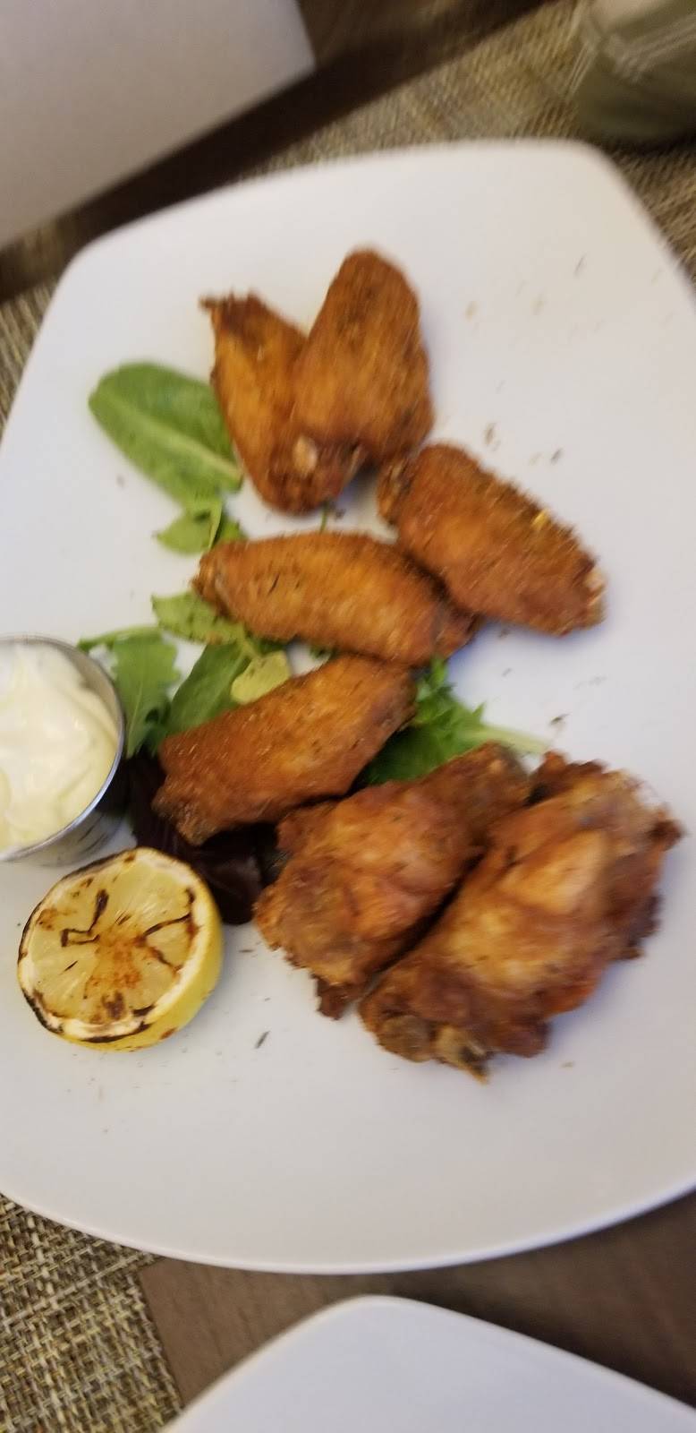 Cascades Grille | restaurant | 3225 158th Ave SE, Bellevue, WA 98008, USA | 4256986697 OR +1 425-698-6697