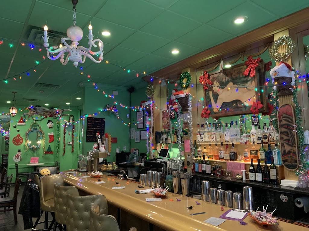 Tattooed Mom | restaurant | 530 South St, Philadelphia, PA 19147, USA | 2152389880 OR +1 215-238-9880