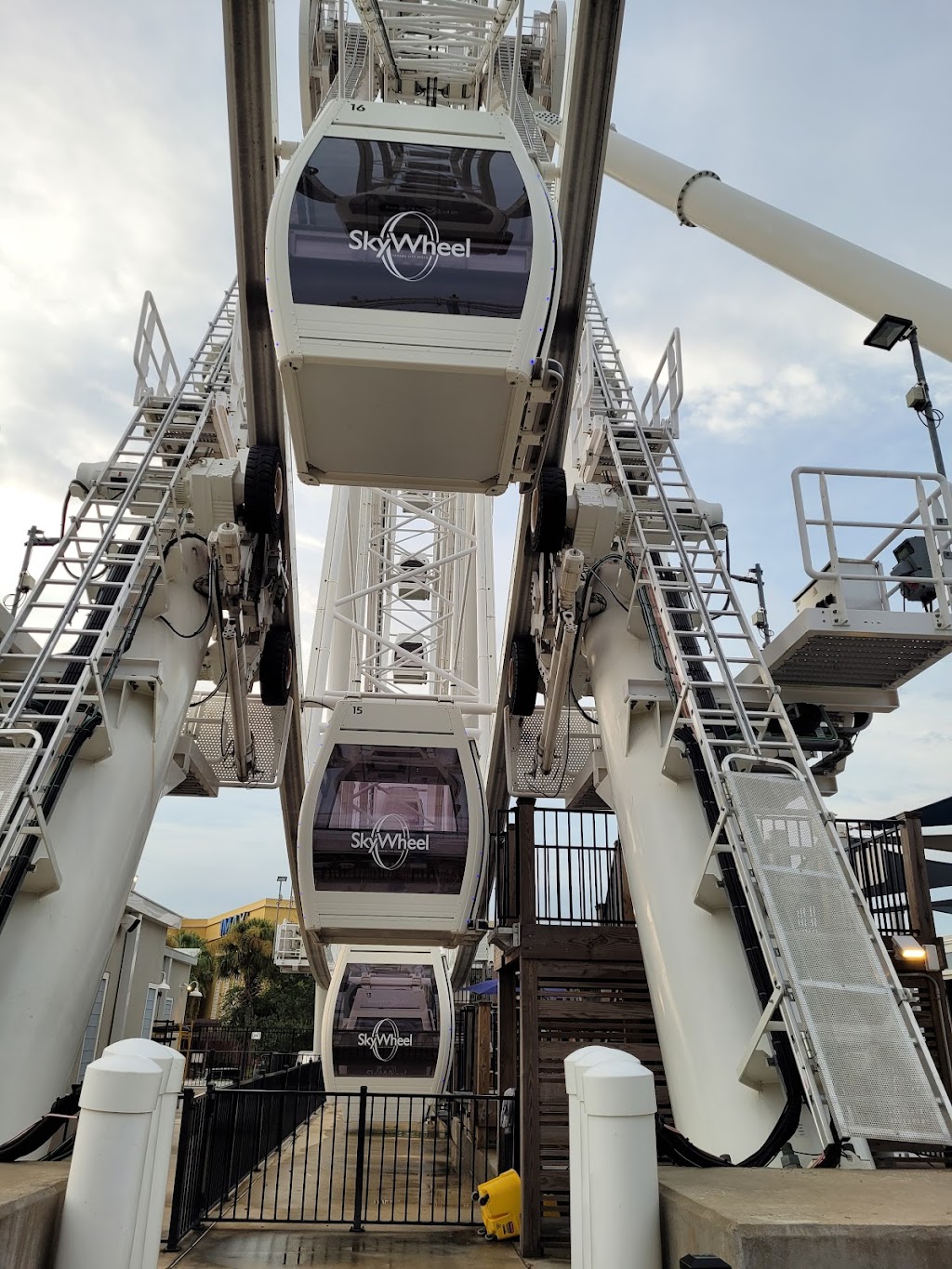 SkyWheel Panama City Beach | meal takeaway | 15700 L C Hilton Jr Dr, Panama City Beach, FL 32413, USA | 8508880020 OR +1 850-888-0020