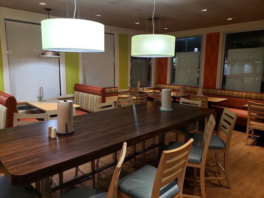 Captain Ds | restaurant | 420 Cahaba Valley Rd, Pelham, AL 35124, USA | 2059878780 OR +1 205-987-8780