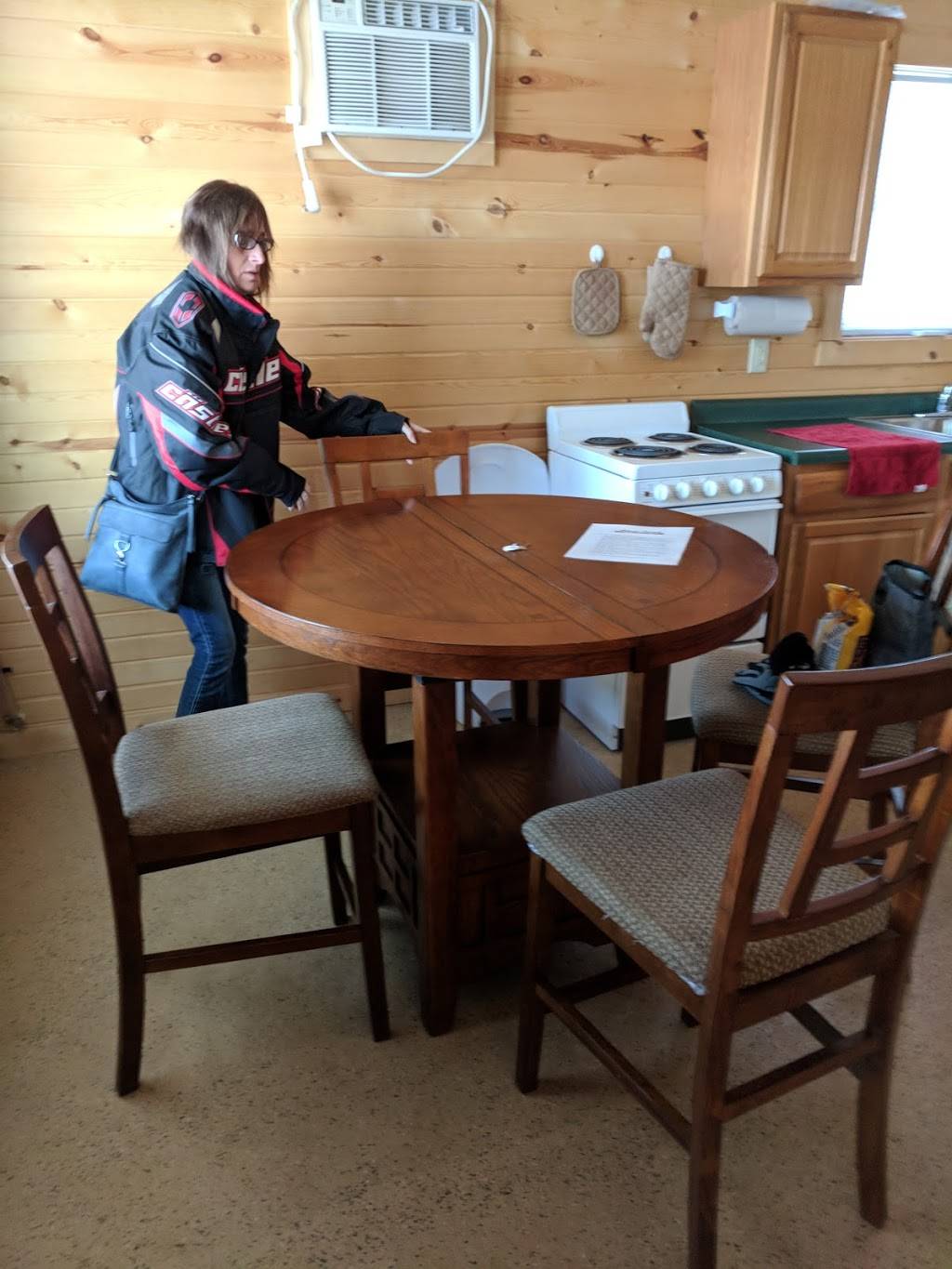 Black Creek Lodge | restaurant | S13231 County Hwy H, Fairchild, WI 54741, USA | 7153342102 OR +1 715-334-2102