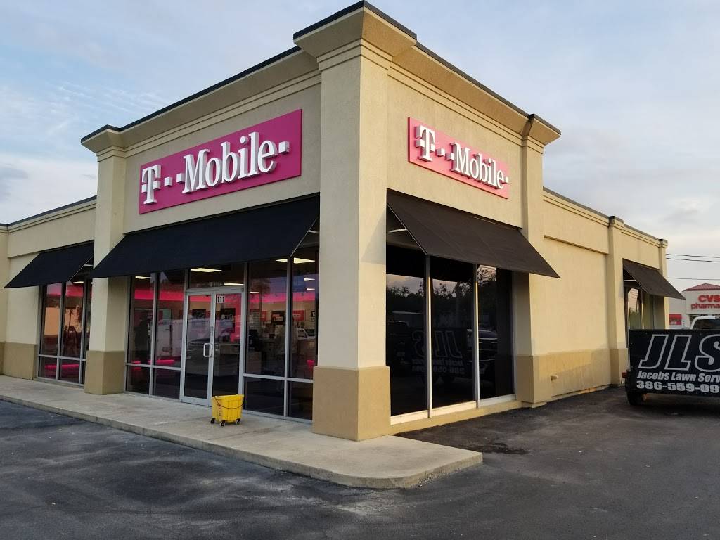 Woodys Bar-B-Q | restaurant | 110 FL-19, Palatka, FL 32177, USA | 3863853234 OR +1 386-385-3234