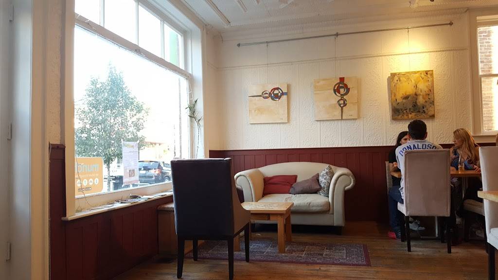 Rawlicious Markham | restaurant | 116 Main St N, Markham, ON L3P 1Y1, Canada | 9055544729 OR +1 905-554-4729