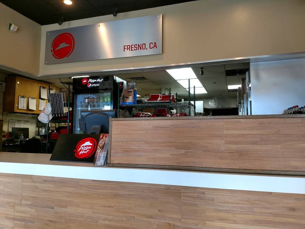 Pizza Hut | meal takeaway | 7716 N First St, Fresno, CA 93720, USA | 5594460700 OR +1 559-446-0700