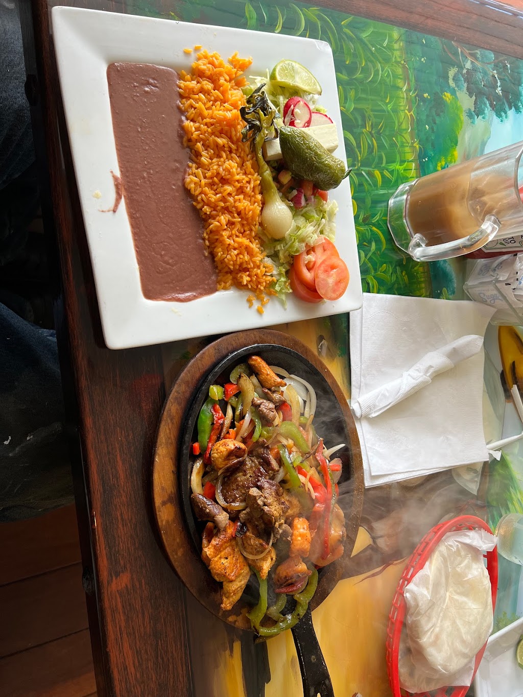 Lindo Latino Market | restaurant | 3020 Broad Rock Blvd, Richmond, VA 23224, USA | 8043034150 OR +1 804-303-4150