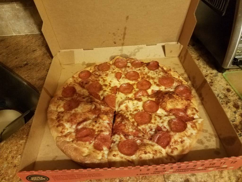 Little Caesars Pizza | meal takeaway | 560 Pine Island Rd, North Fort Myers, FL 33903, USA | 2399971400 OR +1 239-997-1400