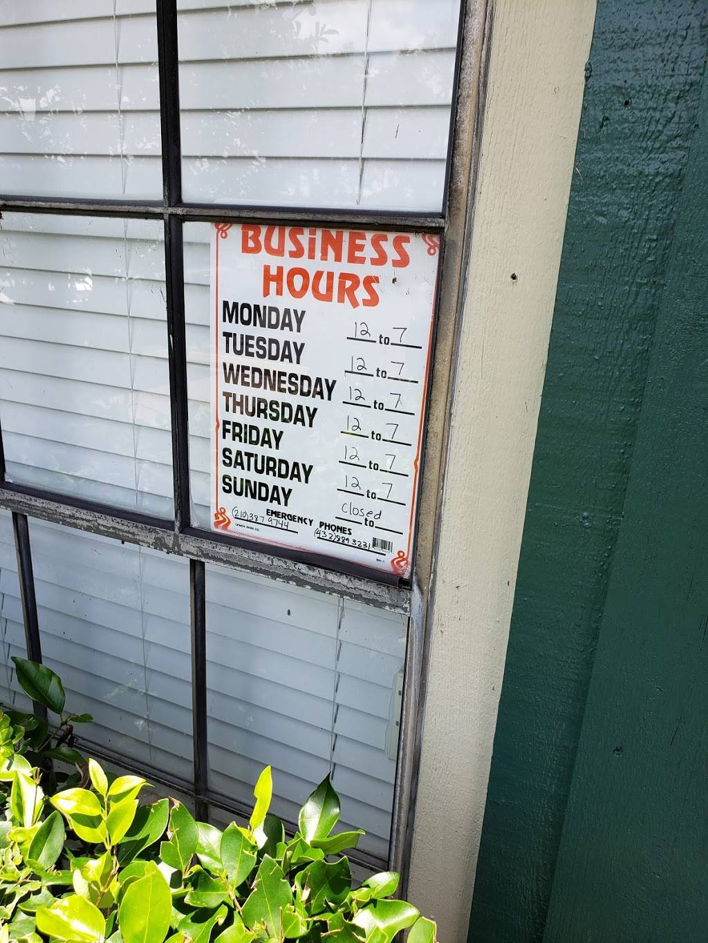 Just Desserts | restaurant | 7715 Tezel Rd, San Antonio, TX 78250, USA | 2102570019 OR +1 210-257-0019