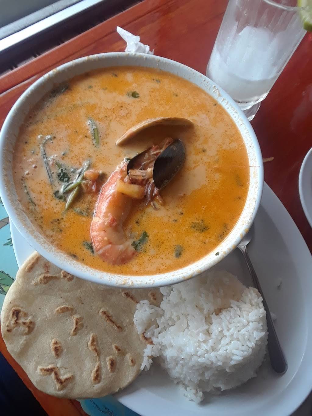 El Tipico Guanaco | cafe | 7100 Pines Blvd, Pembroke Pines, FL 33024, USA | 9549643772 OR +1 954-964-3772