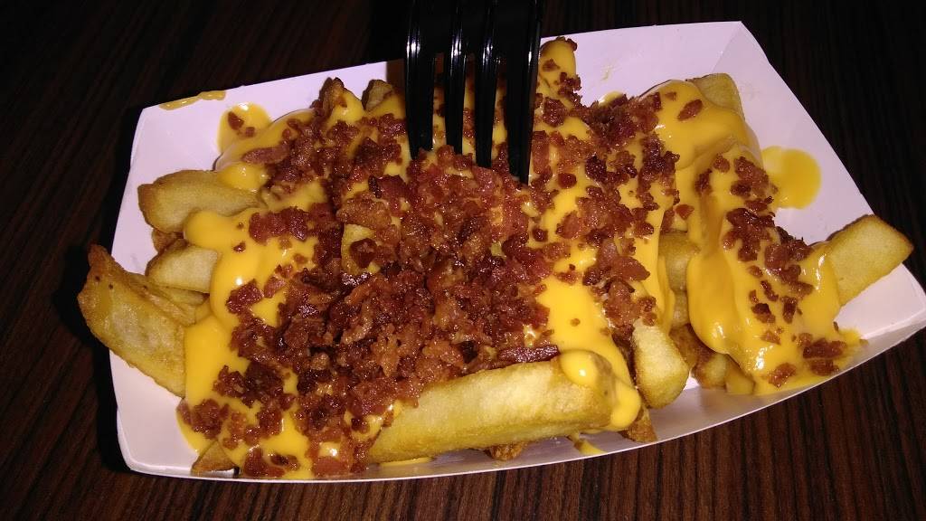 Charleys Philly Steaks | restaurant | 1 Sun Valley Mall FC106, Concord, CA 94520, USA | 9258229407 OR +1 925-822-9407