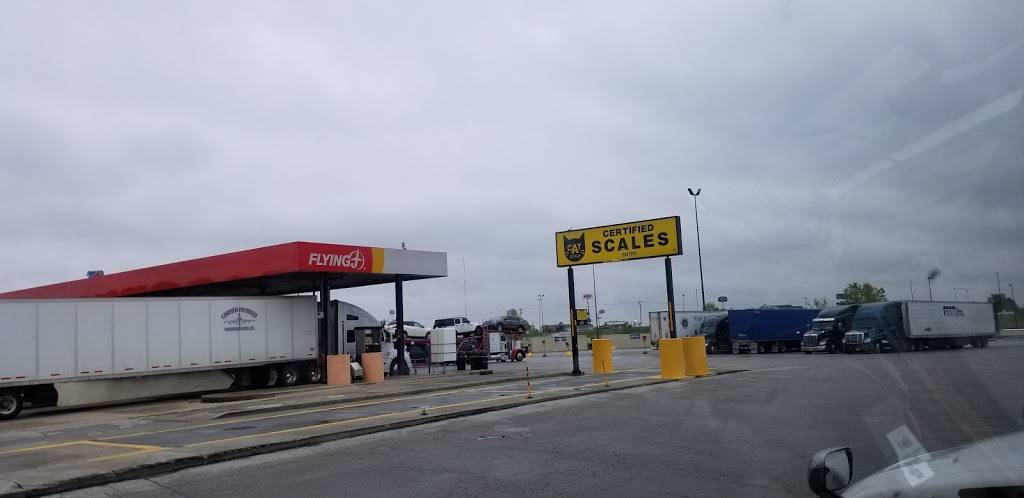 Flying J Travel Center | restaurant | 1701 W Evergreen Ave, Effingham, IL 62401, USA | 2173477161 OR +1 217-347-7161