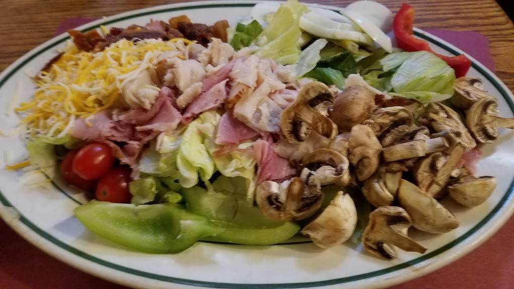 Stockade | restaurant | 23881 Lake Dr, Crestline, CA 92325, USA | 9093382465 OR +1 909-338-2465