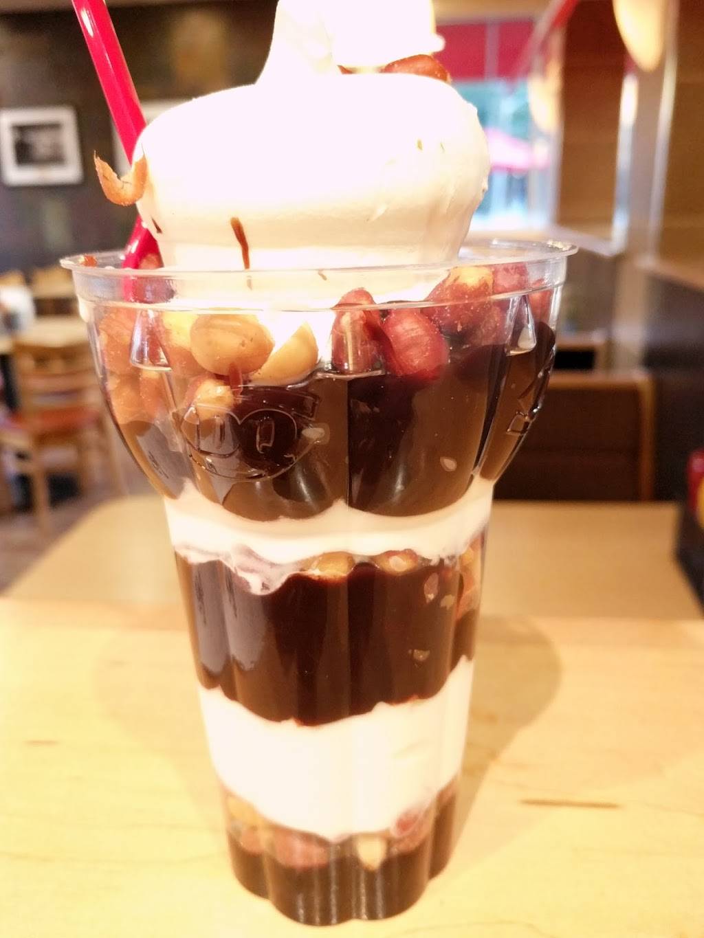 Dairy Queen Grill & Chill | restaurant | 21 N Main St, Bellingham, MA 02019, USA | 5089660461 OR +1 508-966-0461