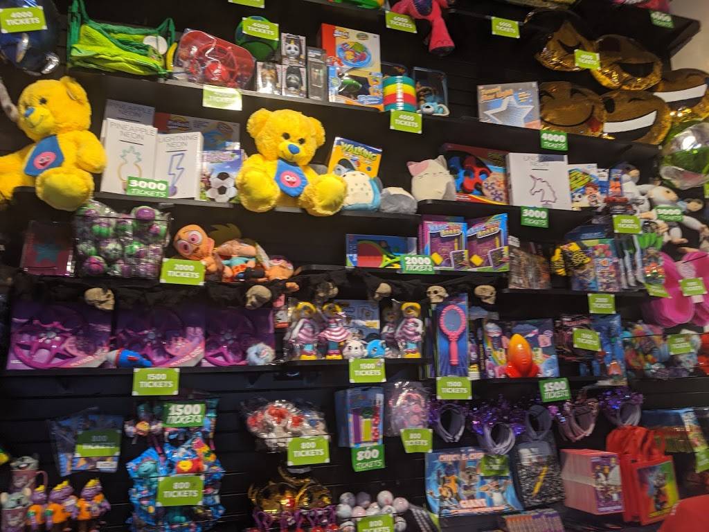 Chuck E. Cheese | restaurant | 700 Haumea St, Kapolei, HI 96707, USA | 8087627414 OR +1 808-762-7414